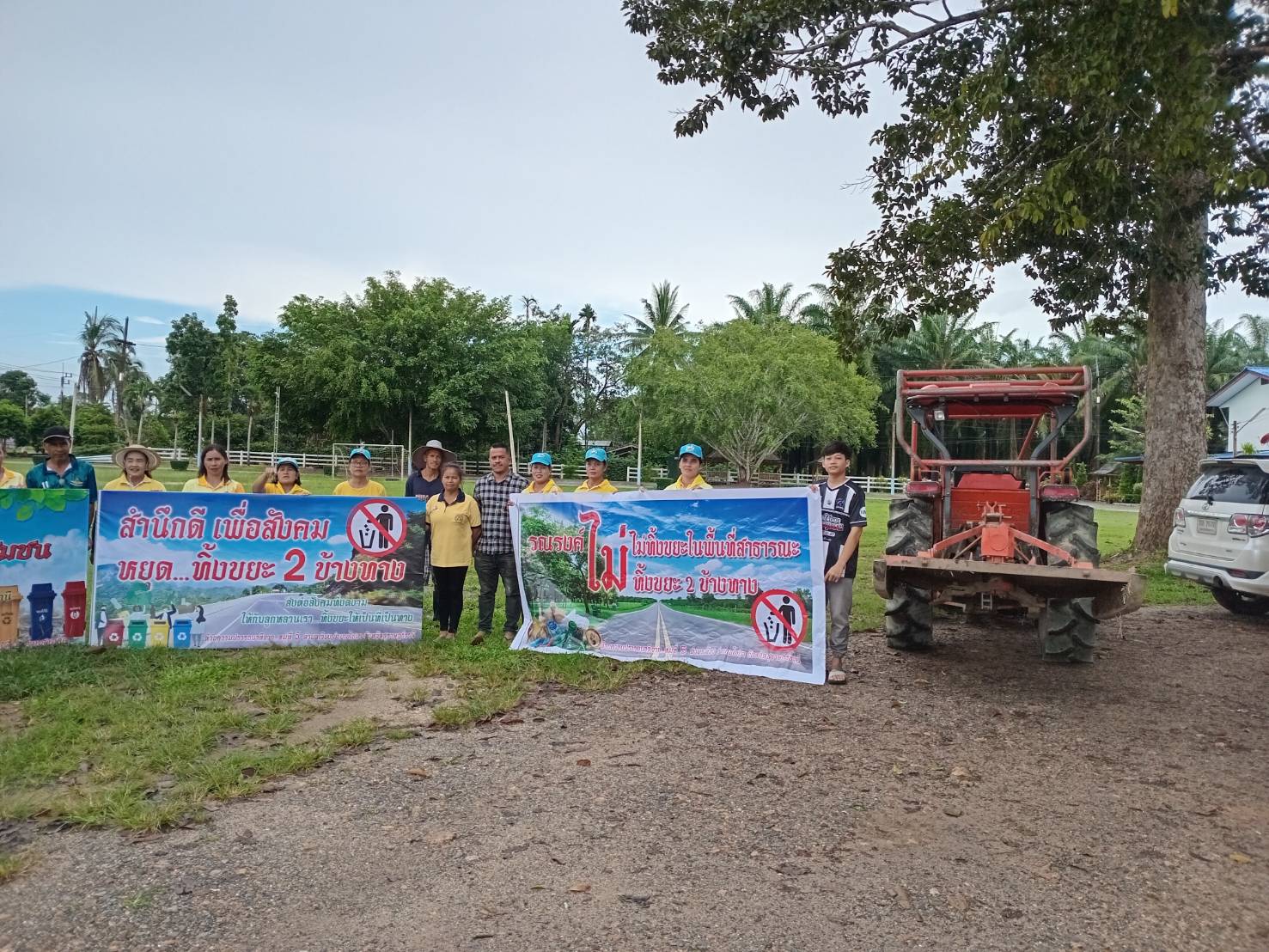 เทศบาลตำบลเวียง สนับสนุนงบประมาณโครงการพระราชดำริด้านสาธารณสุข ประจำปีงบประมาณ พ.ศ.2568 หมู่ที่ 5 บ้านสามสัก โดยดำเนินการเป็นโครงการพัฒนาระบบสุขาภิบาลในชุมชน ของสมเด็จพระเทพรัตนราชสุดาฯ สยามบรมราชกุมารี หมู่ที่ 5 บ้านสามสัก ตำบลเวียง อำเภอไชยา จังหวัดสุราษฎร์ธานี